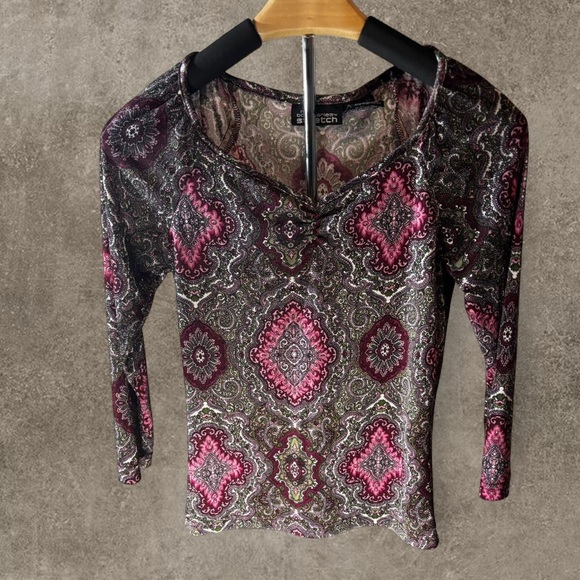 Vintage Y2K No Boundaries Black and Pink Paisley Blouse (S) - Picture 1 of 5
